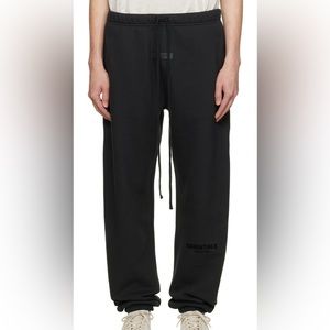 ESSENTIALS // FEAR OF GOD // Sweatpant // Medium